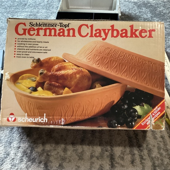 Vintage Schlemmer-Topf Scheurich Keramik Clay Cooking Bakeware #832 and New Book - Picture 9 of 14